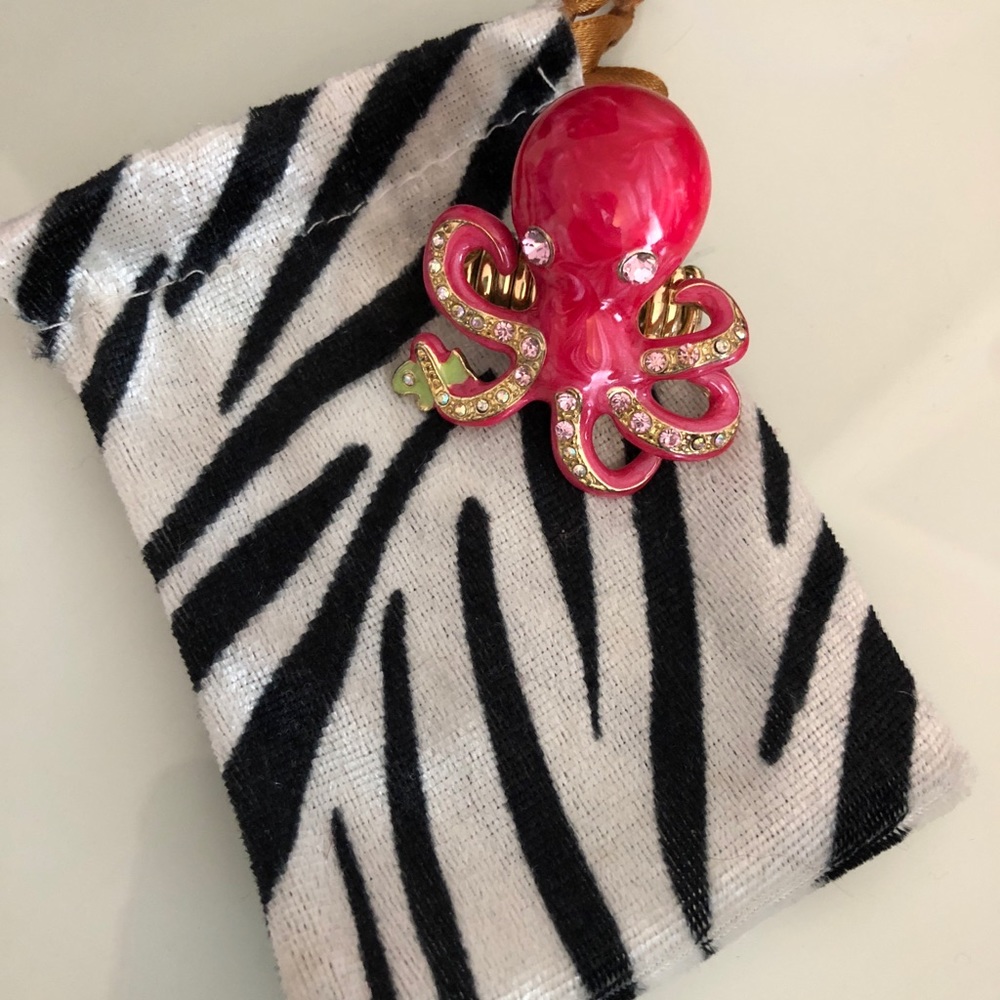 Pink octopus ring